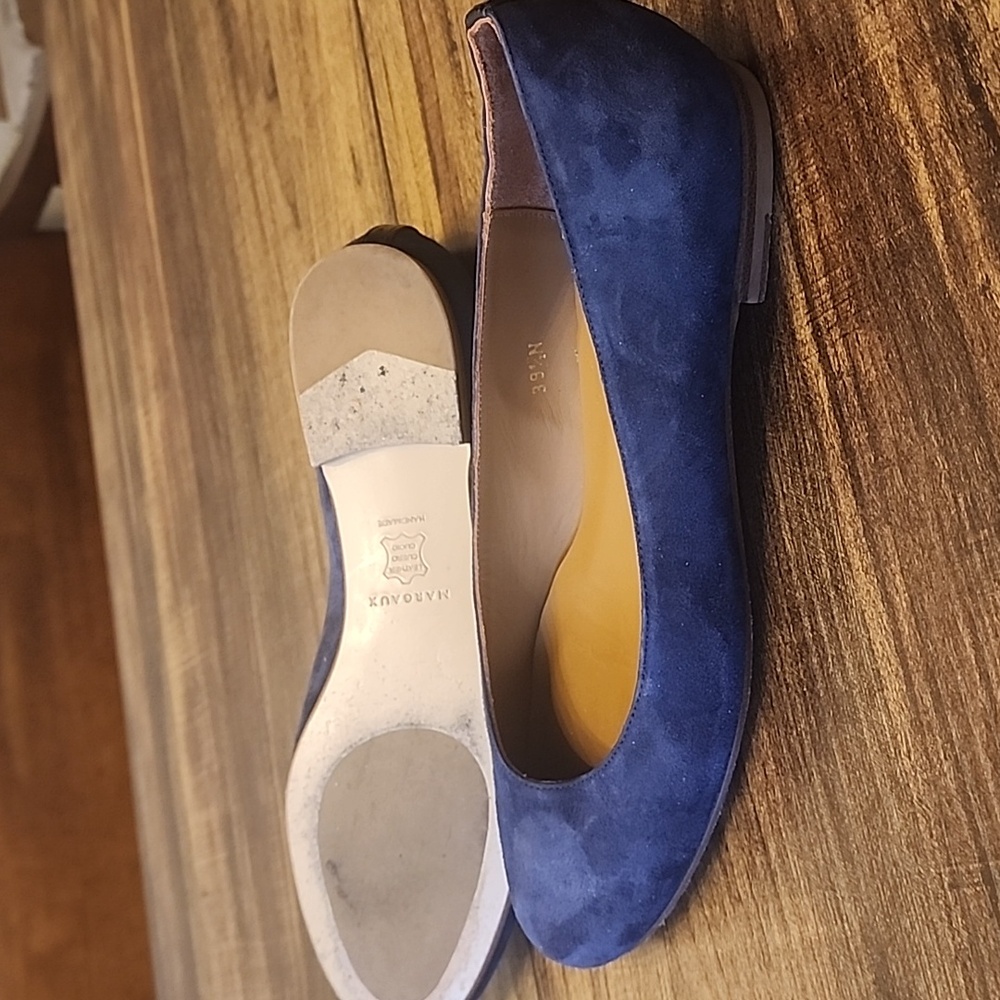 MARGAUX  Blue Suede Classic Flats Round Toes Shoes Sz US 39.5 9.5 narrow